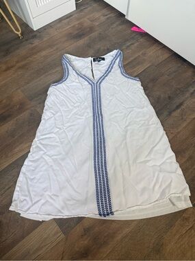 Lulu's White Sleeveless Top with Blue Embroidered Detail